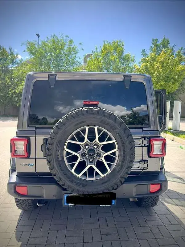 Usata Jeep Wrangler Unlimited 80th Anniversary 272 CV (200 kW) 2021 Grigio SUV
