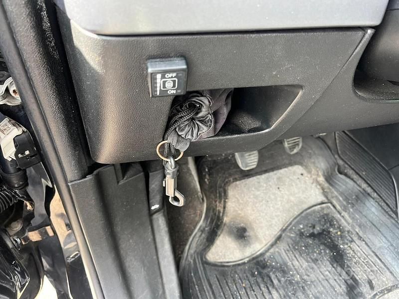 Usata Fiat Grande Punto 77 CV (56 kW) 2010 Nero Utilitaria