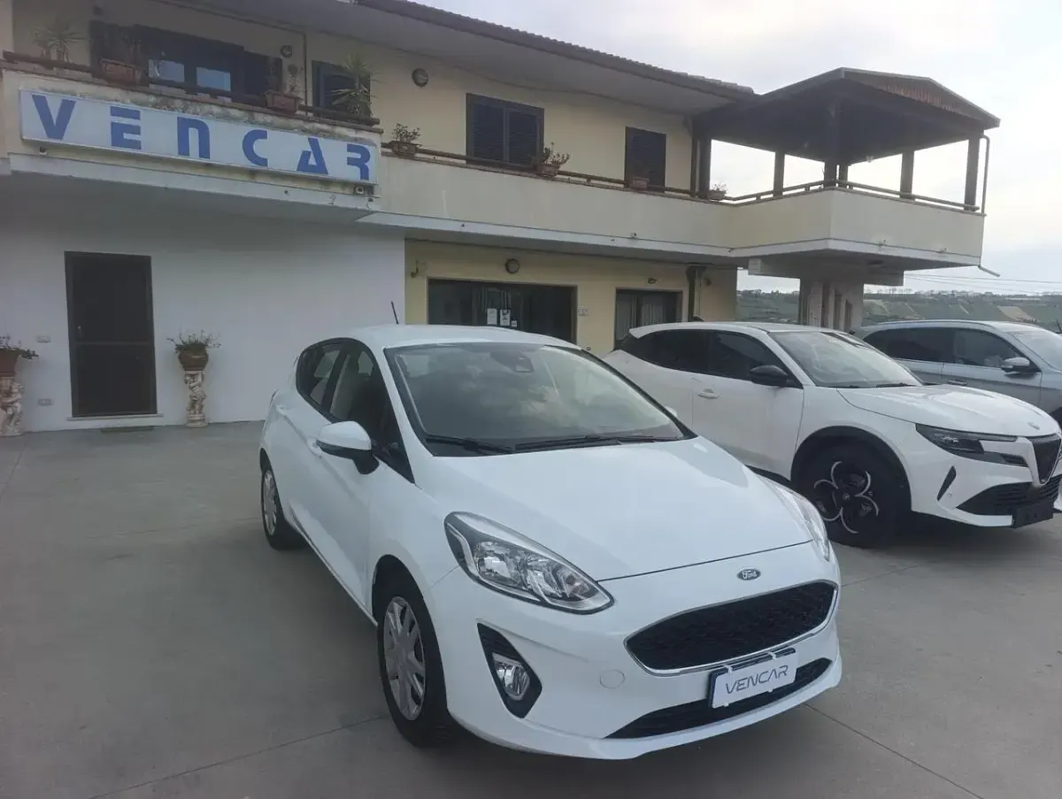 Usata Ford Fiesta Business Edition 75 CV (55 kW) 2019 Bianco Berlina