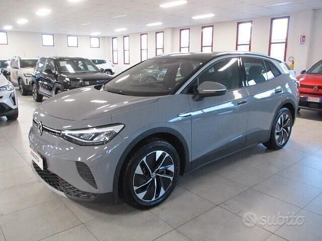 Usata VW ID.4 Pro Performance 150 kW (204 CV) 2023 Grigio SUV