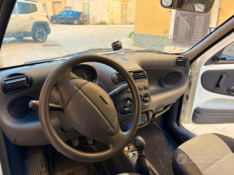 Usata Fiat 600 2003 Bianco Utilitaria