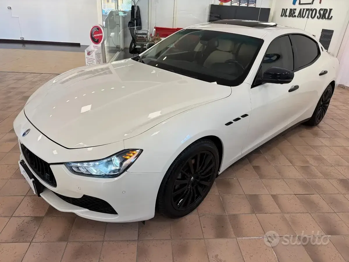 Usata Maserati Ghibli 250 CV (183 kW) 2014 Bianco Berlina
