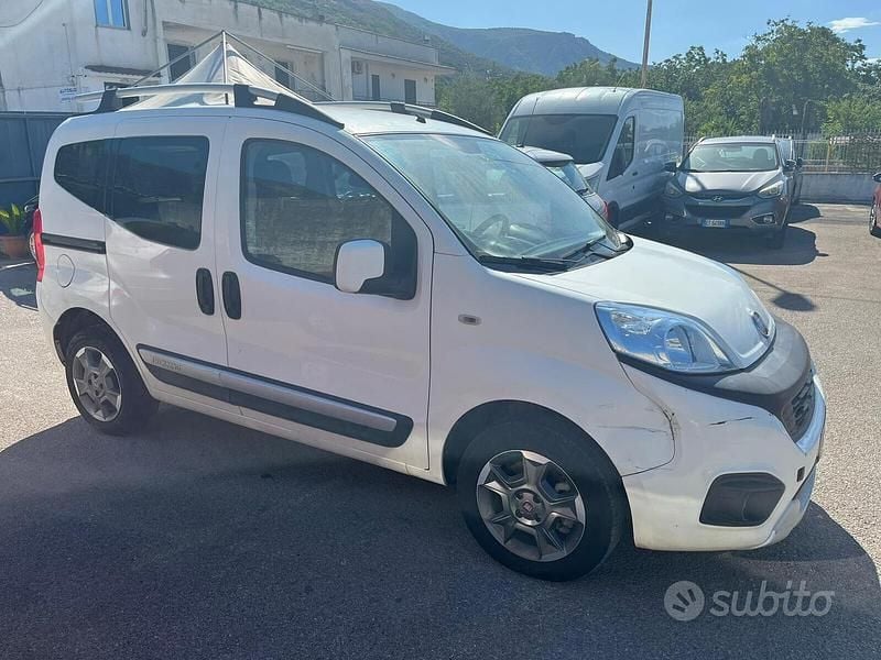 Usata Fiat Qubo Trekking 95 CV (69 kW) 2019 Bianco Monovolume