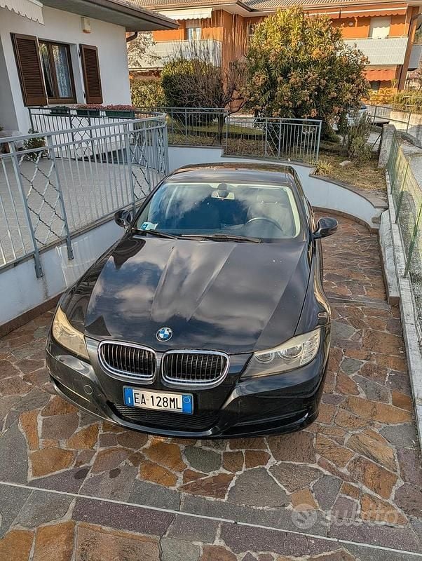 Usata BMW 316 2010 Nero Berlina