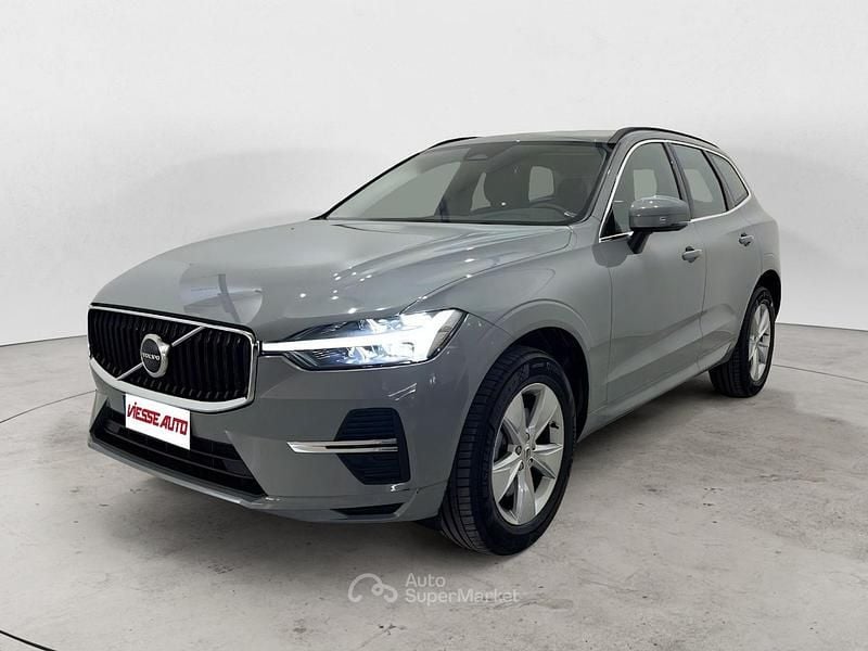Grigio Usata 2024 Volvo XC60 Core SUV | 41.900 € (Buon prezzo) - Immagine 1/4