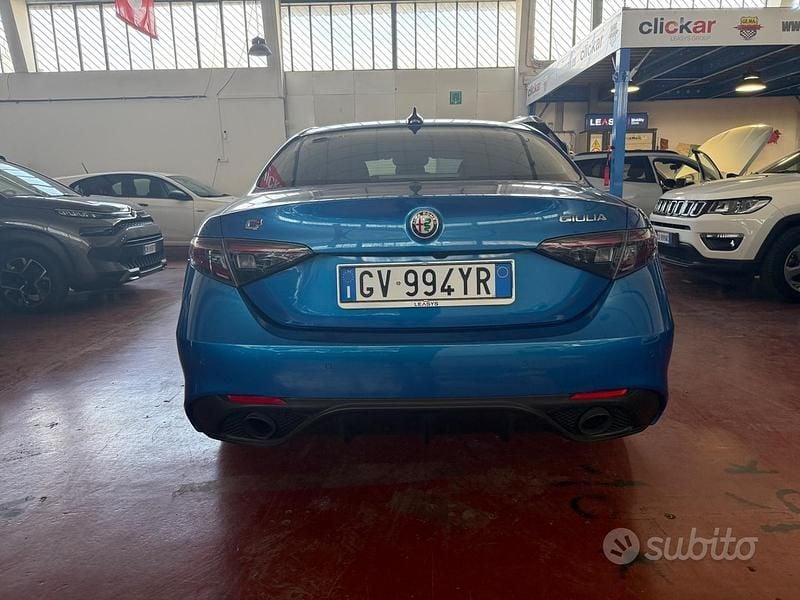 Usata Alfa Romeo Giulia 280 CV (205 kW) 2024 Blu/azzurro Berlina
