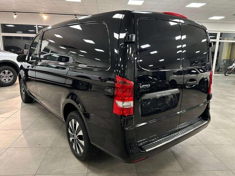 Usata Mercedes Vito 190 CV (139 kW) 2020 Nero Furgone
