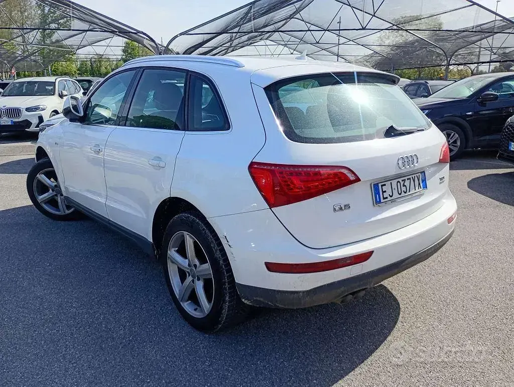 Usata Audi Q5 170 CV (125 kW) 2011 Bianco SUV