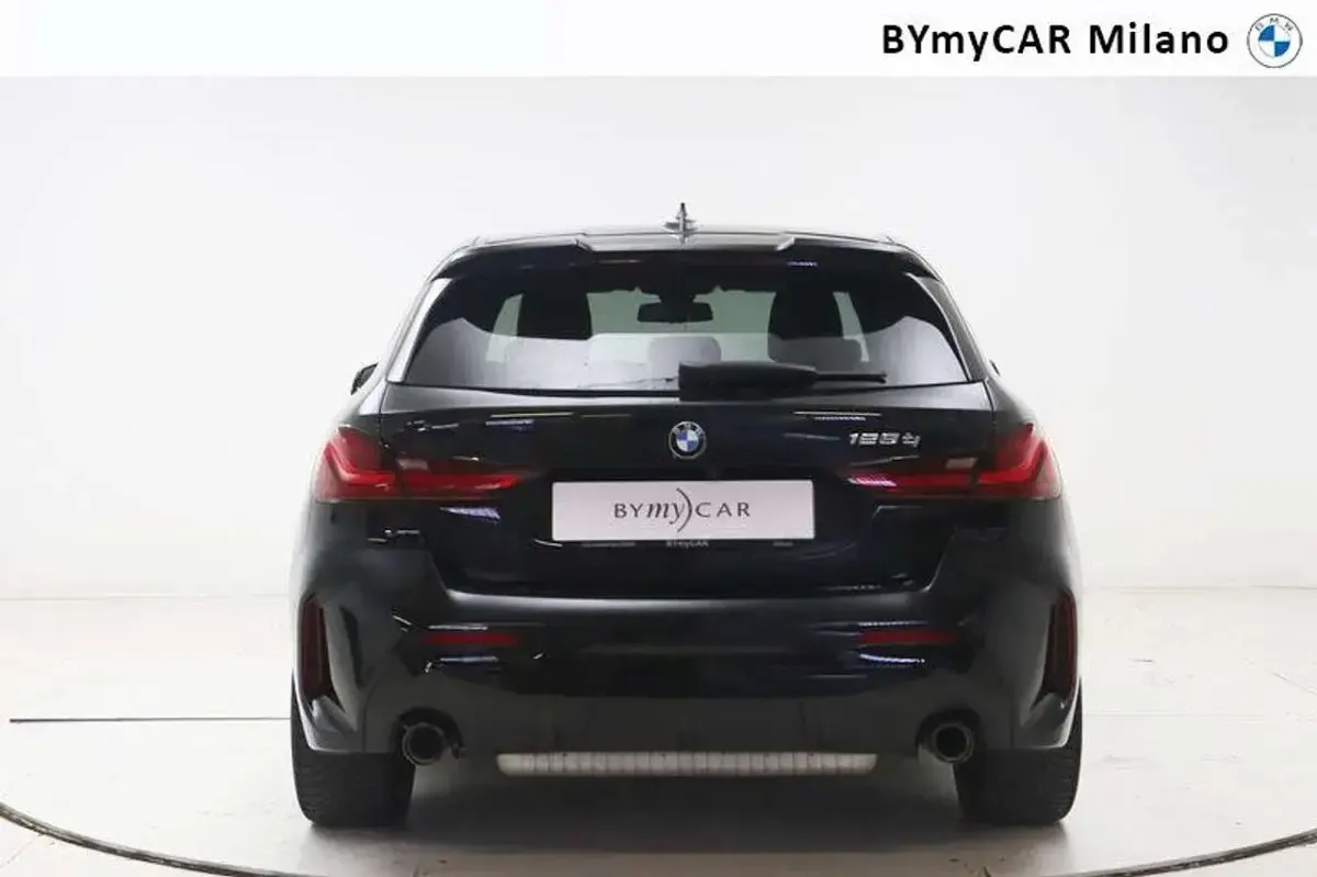 Usata BMW 128 ti 265 CV (194 kW) 2023 Black sapphire metallizzato Utilitaria