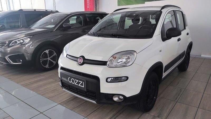 Usata Fiat Panda 4x4 Wild 85 CV (62 kW) 2022 Bianco Utilitaria