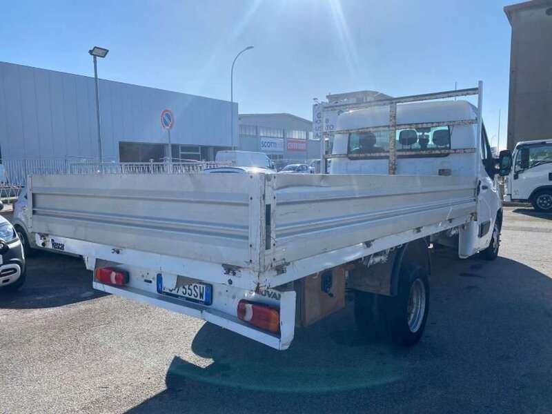 Usata Opel Movano 131 CV (96 kW) 2018 Bianco Furgone