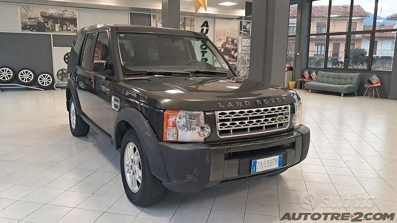 Usata Land Rover Discovery 3 HSE 190 CV (139 kW) 2005 Verde SUV