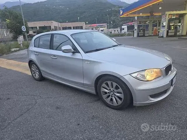 Usata BMW 118 143 CV (105 kW) 2010 Other Utilitaria