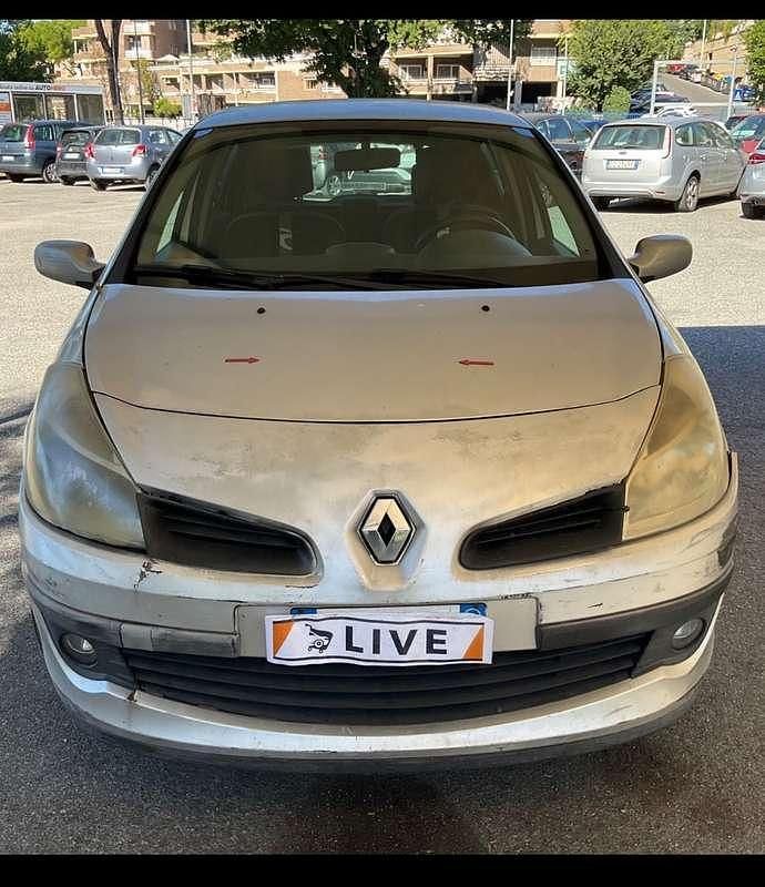 Usata Renault Clio II Rip Curl 75 CV (55 kW) 2008 Berlina