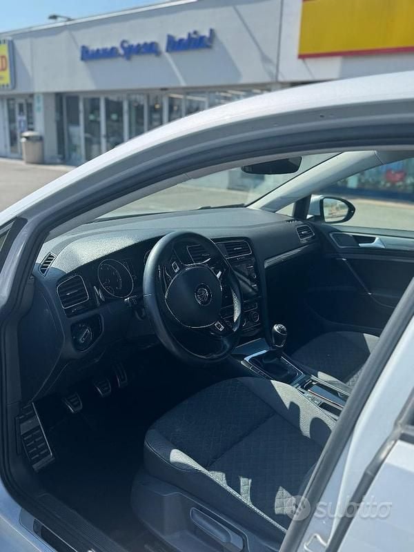 Usata VW Golf VII 150 CV (110 kW) 2018 Bianco Berlina