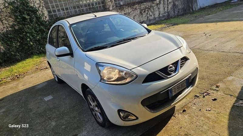 Bianco Usata 2016 Nissan Micra Acenta Tre volumi | 5600 € (Super prezzo) - Immagine 1/4