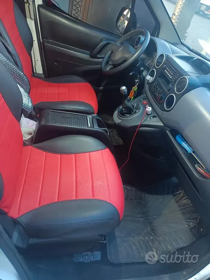 Usata Peugeot Partner 90 CV (66 kW) 2014 Bianco Monovolume