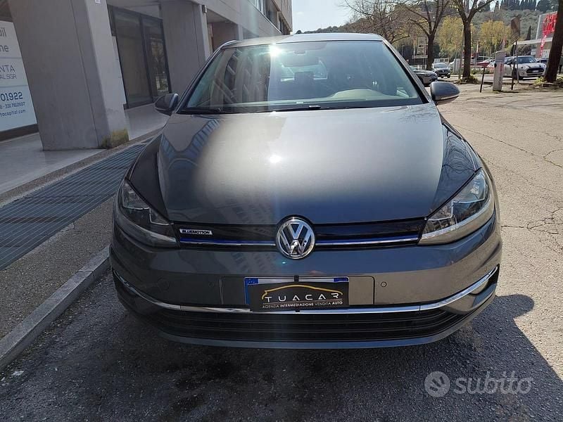 Usata VW Golf VII Business 131 CV (96 kW) 2019 Grigio Berlina