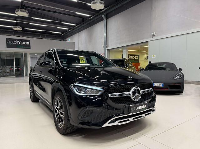 Usata Mercedes GLA220 190 CV (139 kW) 2023 Nero SUV