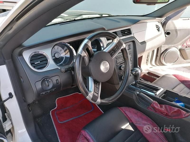 Usata Ford Mustang 2009 Cabrio