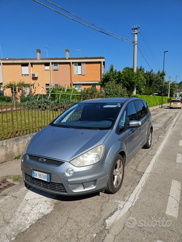 Usata Ford S-MAX S 145 CV (106 kW) 2007 Grigio Monovolume