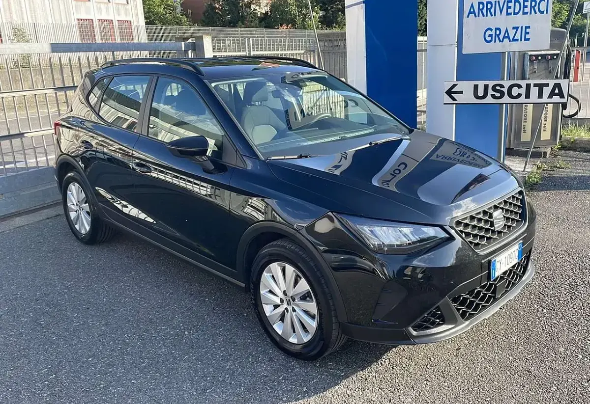 Usata Seat Arona 95 CV (69 kW) 2025 Grigio SUV