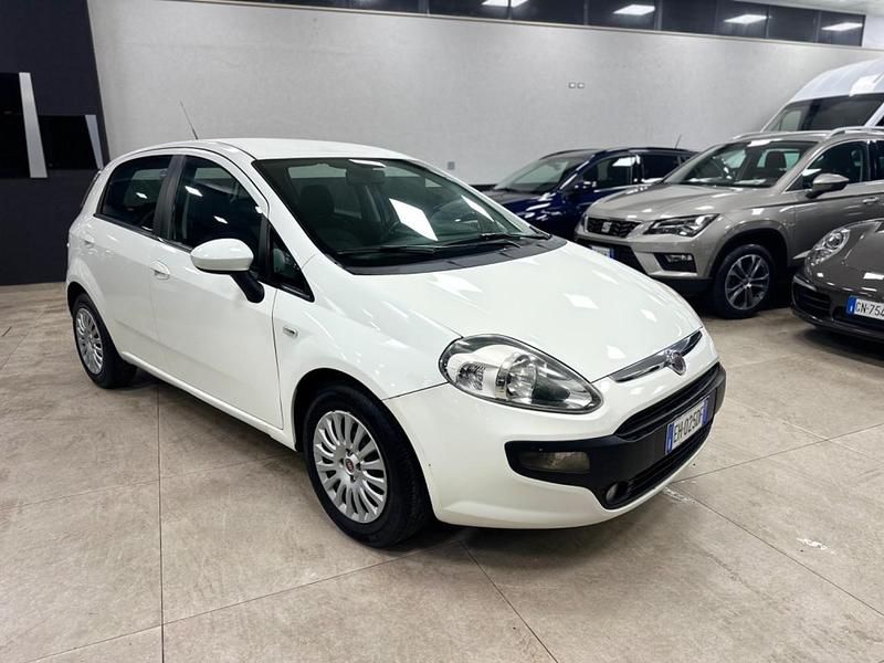 Usata Fiat Punto Evo Dynamic 75 CV (55 kW) 2011 Utilitaria