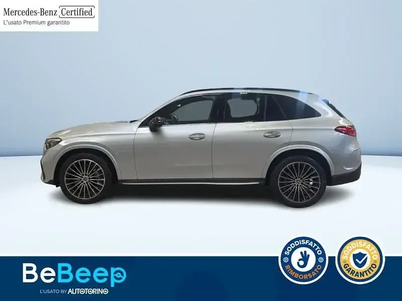 Usata Mercedes GLC220 AMG Line Premium 197 CV (144 kW) 2024 Argento metallizzato SUV