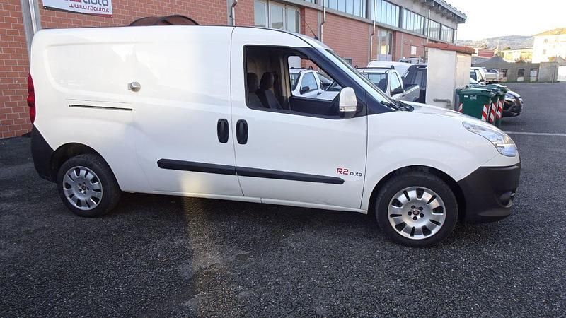 Usata Fiat Doblò 95 CV (69 kW) 2015 Bianco Monovolume