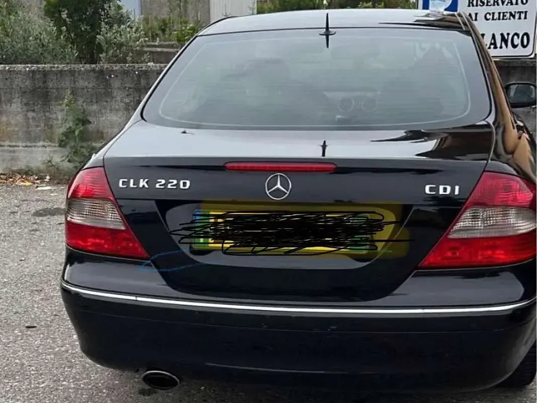 Usata Mercedes CLK220 Avantgarde 150 CV (110 kW) 2006 Coupé