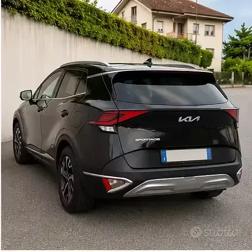 Usata Kia Sportage 136 CV (100 kW) 2022 Nero SUV