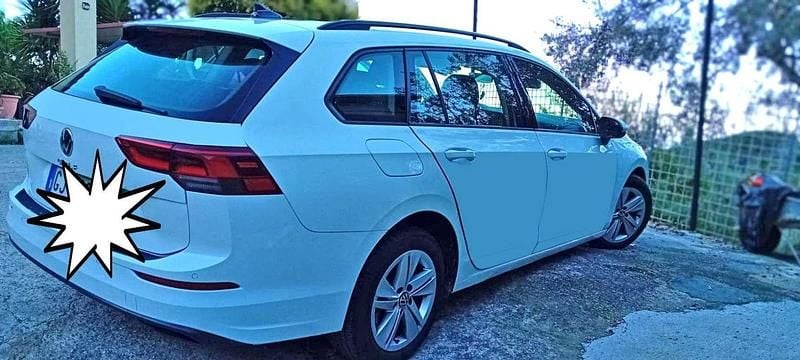 Usata VW Golf VIII Style 116 CV (85 kW) 2022 Bianco Station wagon