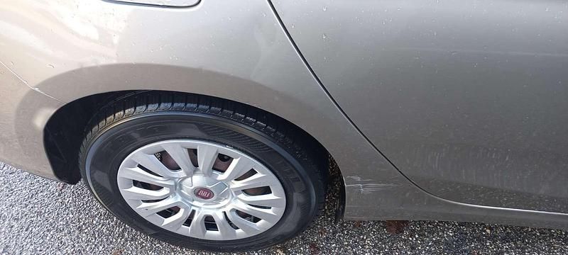 Usata Fiat Tipo Lounge 95 CV (69 kW) 2019 Beige Berlina