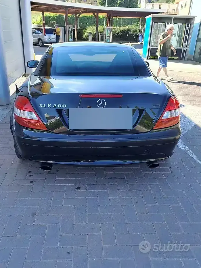 Usata Mercedes SLK200 163 CV (119 kW) 2006 Nero Cabrio