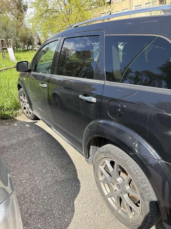 Usata Fiat Freemont Lounge 170 CV (125 kW) 2014 Nero SUV