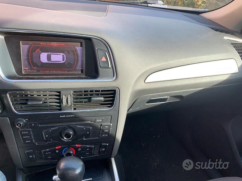 Usata Audi Q5 170 CV (125 kW) 2010 Grigio SUV
