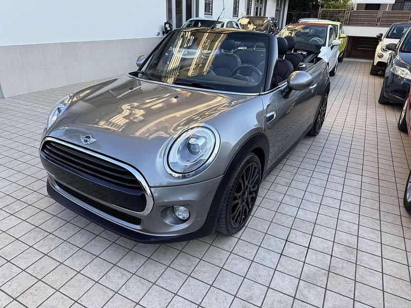 Usata Mini Cooper D Cabriolet Hype 116 CV (85 kW) 2016 Other Cabrio