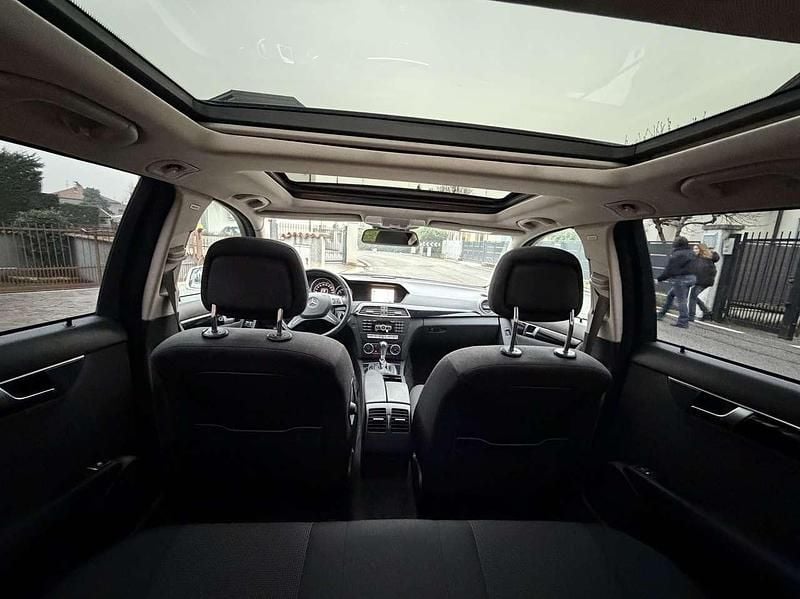 Usata Mercedes C220 Avantgarde 170 CV (125 kW) 2011 Bianco Station wagon