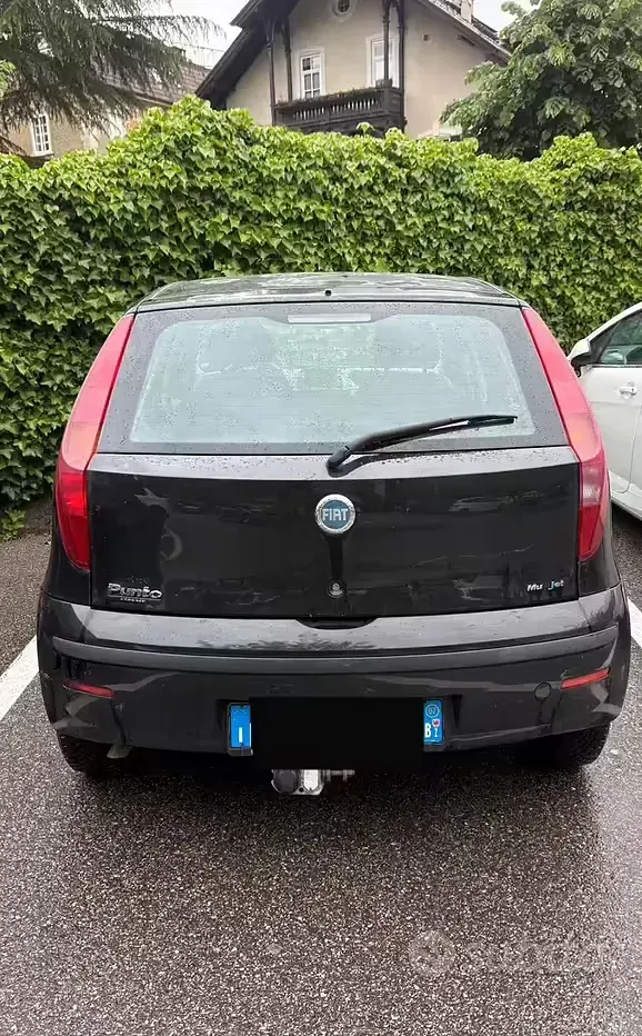 Usata Fiat Grande Punto Active 69 CV (50 kW) 2007 Nero Utilitaria