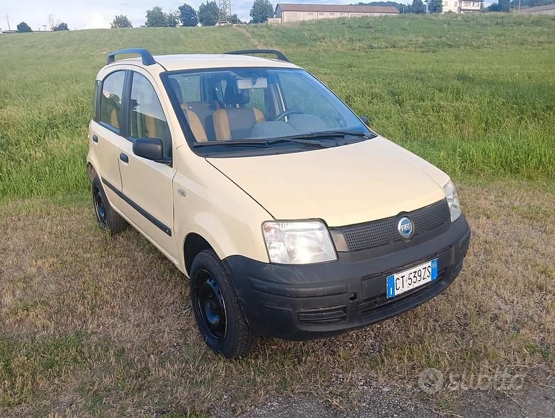 Usata Fiat Panda 4x4 60 CV (44 kW) 2005 Giallo Utilitaria