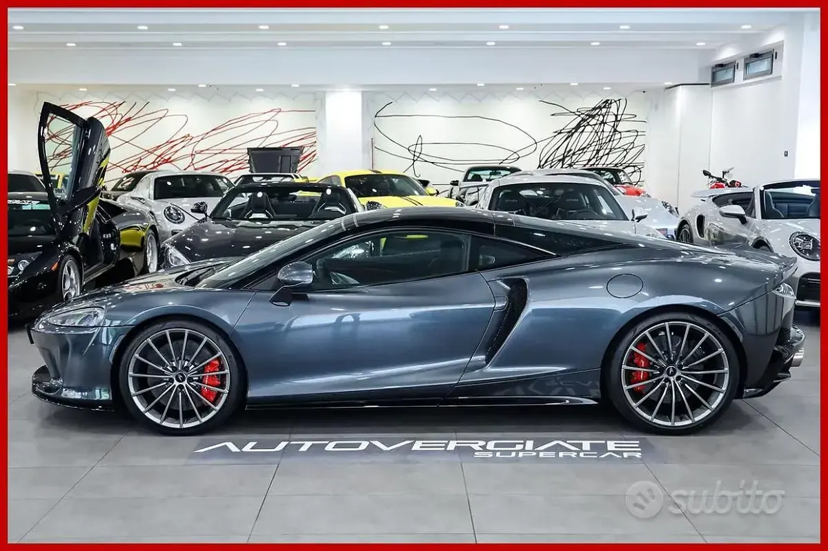 Usata McLaren GT 620 CV (456 kW) 2024 Grigio Coupé