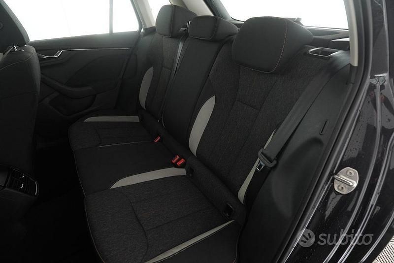 Usata Skoda Kamiq 150 CV (110 kW) 2023 Nero SUV