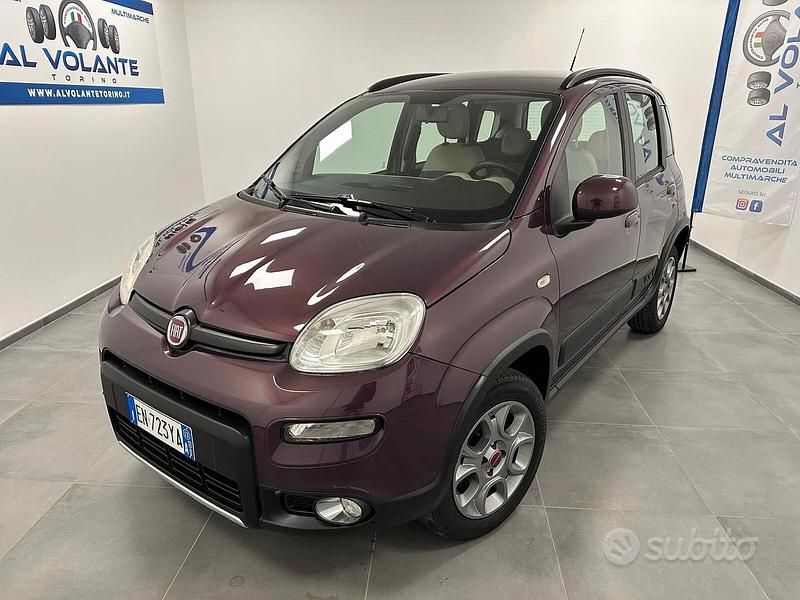 Usata Fiat Panda 4x4 S 86 CV (63 kW) 2013 Viola Utilitaria