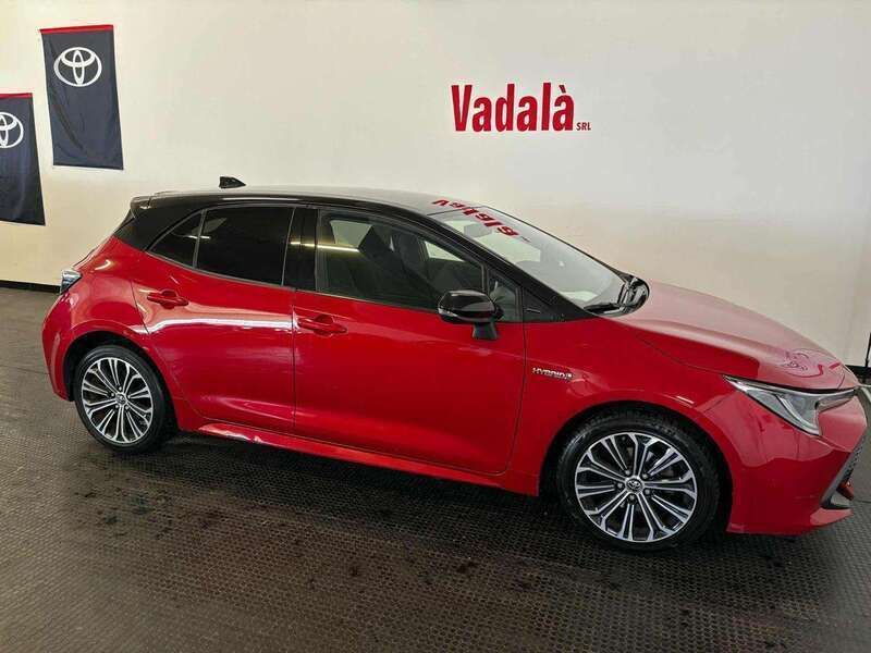 Usata Toyota Corolla Style 122 CV (89 kW) 2019 Rosso Berlina