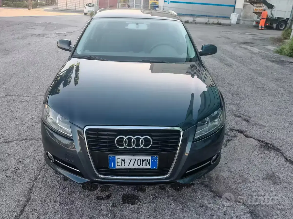 Usata Audi A3 90 CV (66 kW) 2012 Grigio Utilitaria