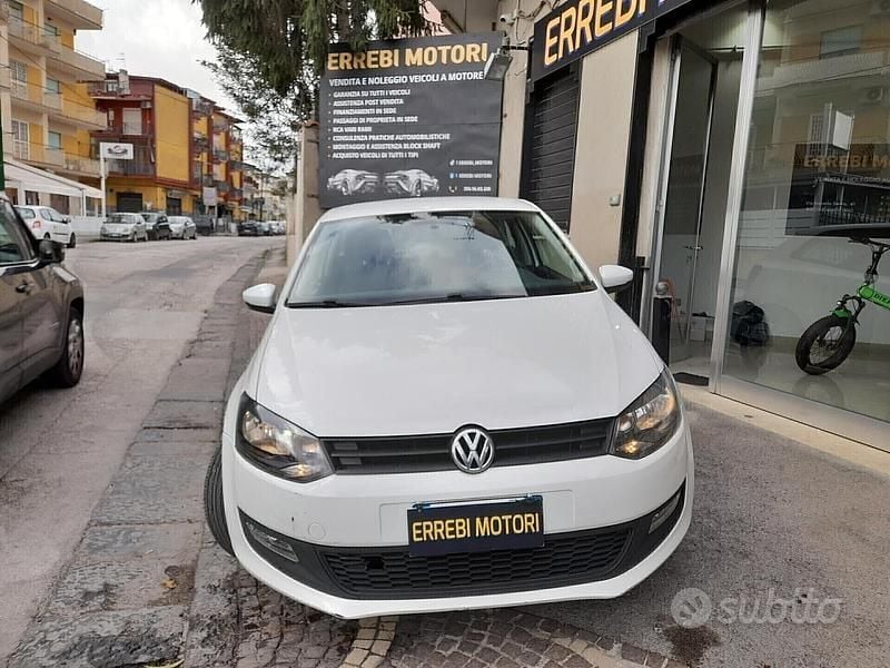 Usata VW Polo 59 CV (43 kW) 2011 Bianco Utilitaria