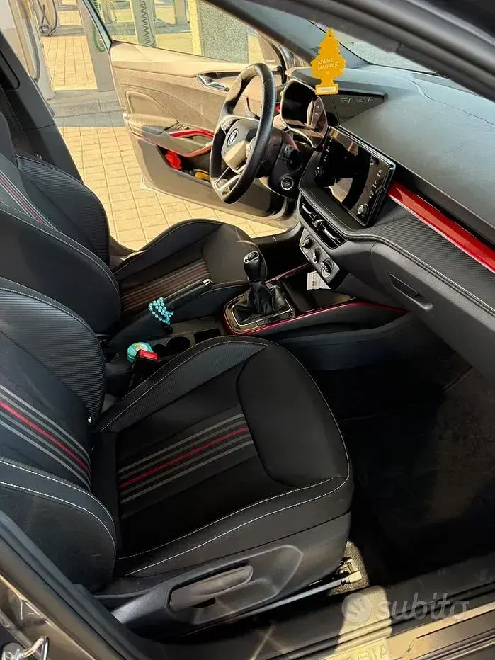 Usata Skoda Fabia Monte Carlo 80 CV (58 kW) 2024 Giallo Utilitaria