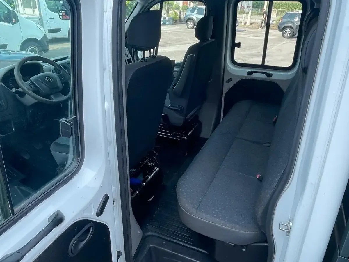 Usata Opel Movano 135 CV (99 kW) 2015 Bianco Monovolume