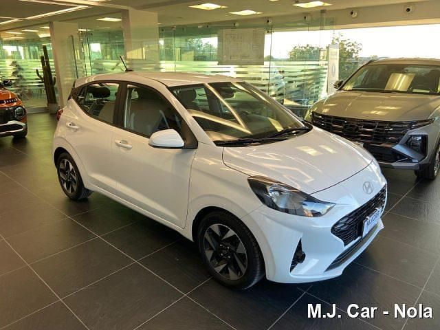 Usata Hyundai i10 67 CV (49 kW) 2023 Bianco Utilitaria