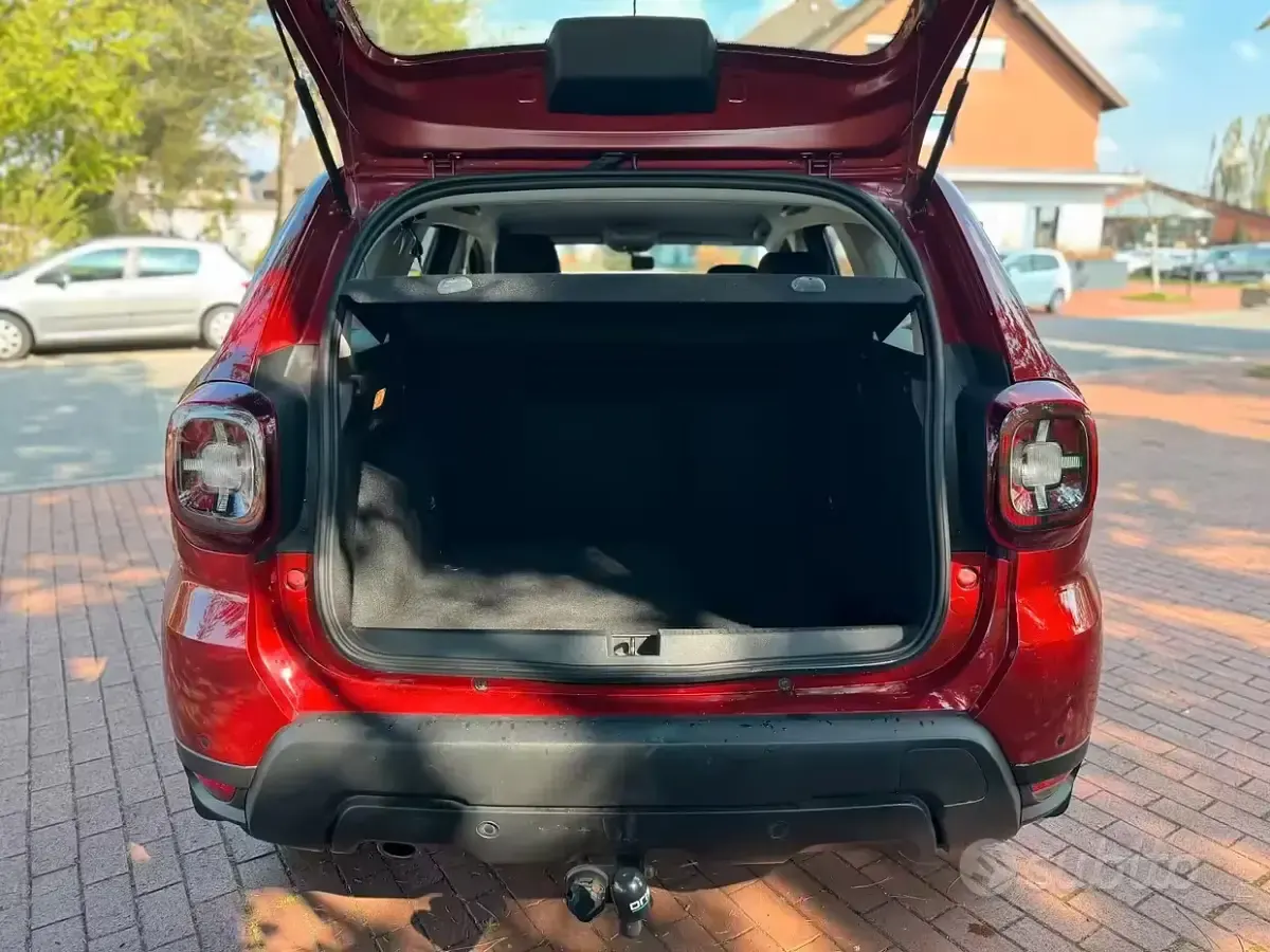 Usata Dacia Duster Comfort 101 CV (74 kW) 2020 Rosso SUV
